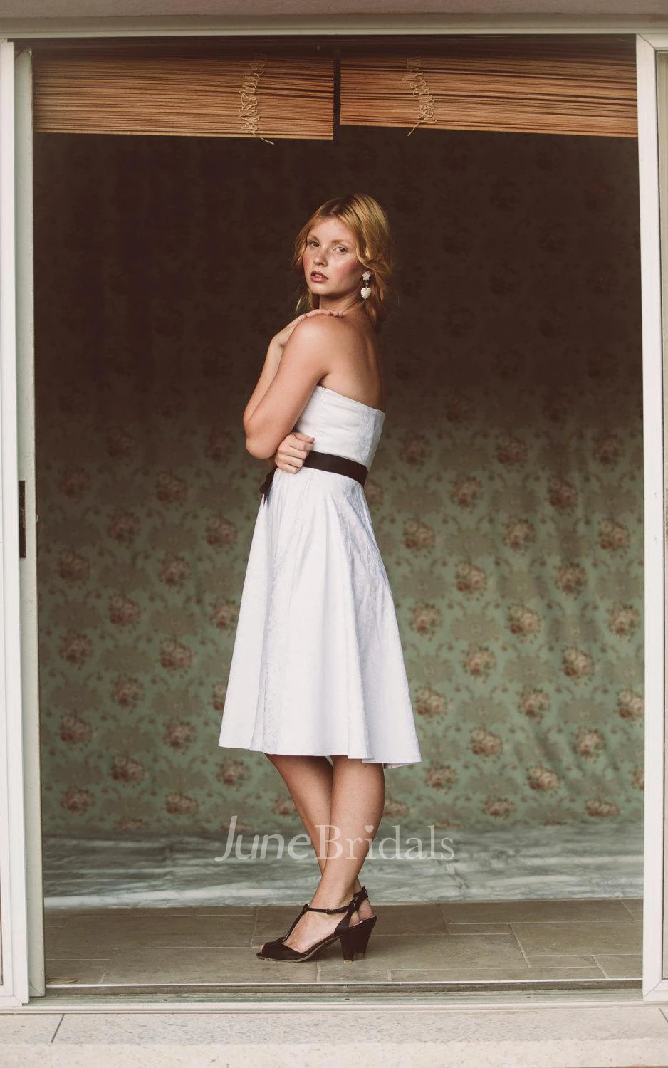 Strapless Sleeveless A-Line Taffeta Wedding Dress With Tiers And Sash