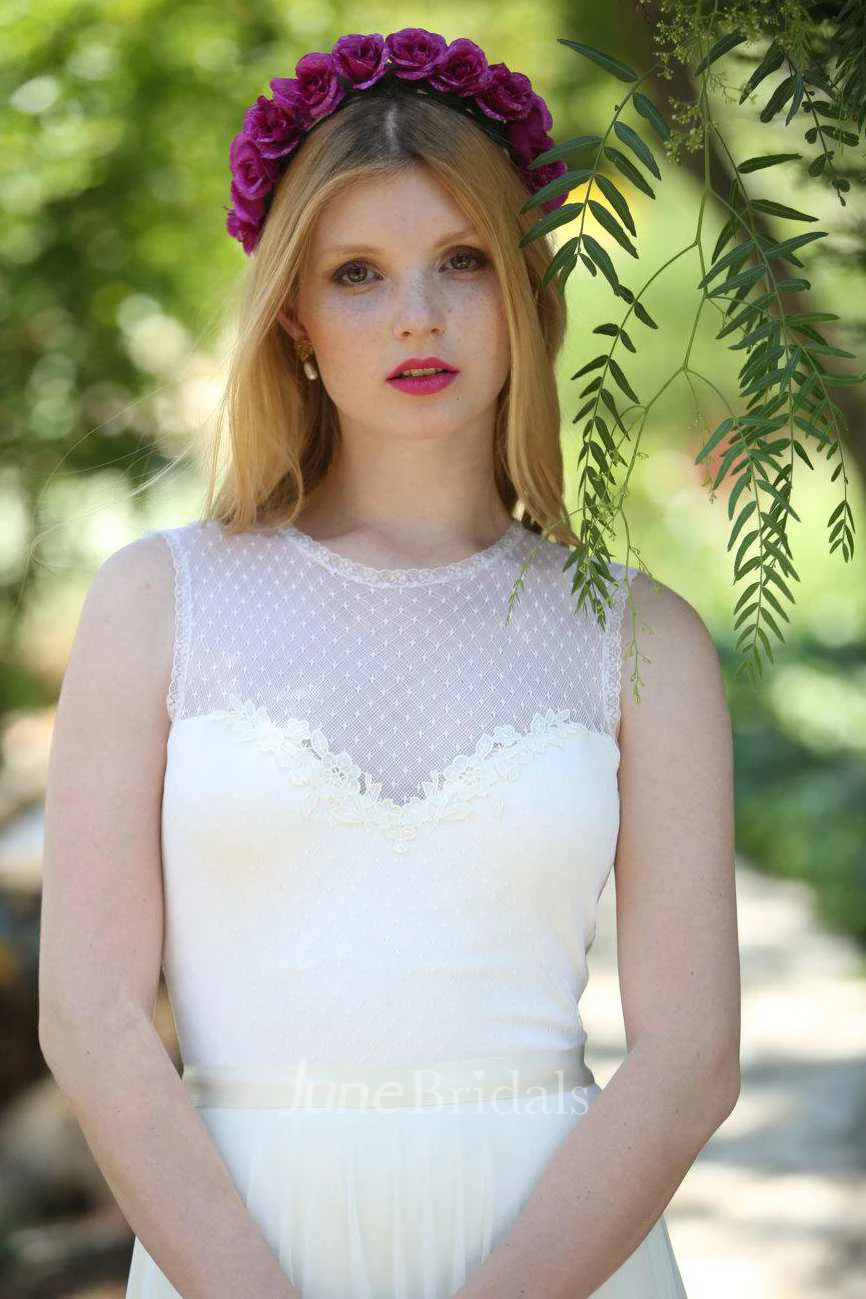 Jewel-Neck Sleeveless Chiffon Pleated Wedding Dress With Keyhole