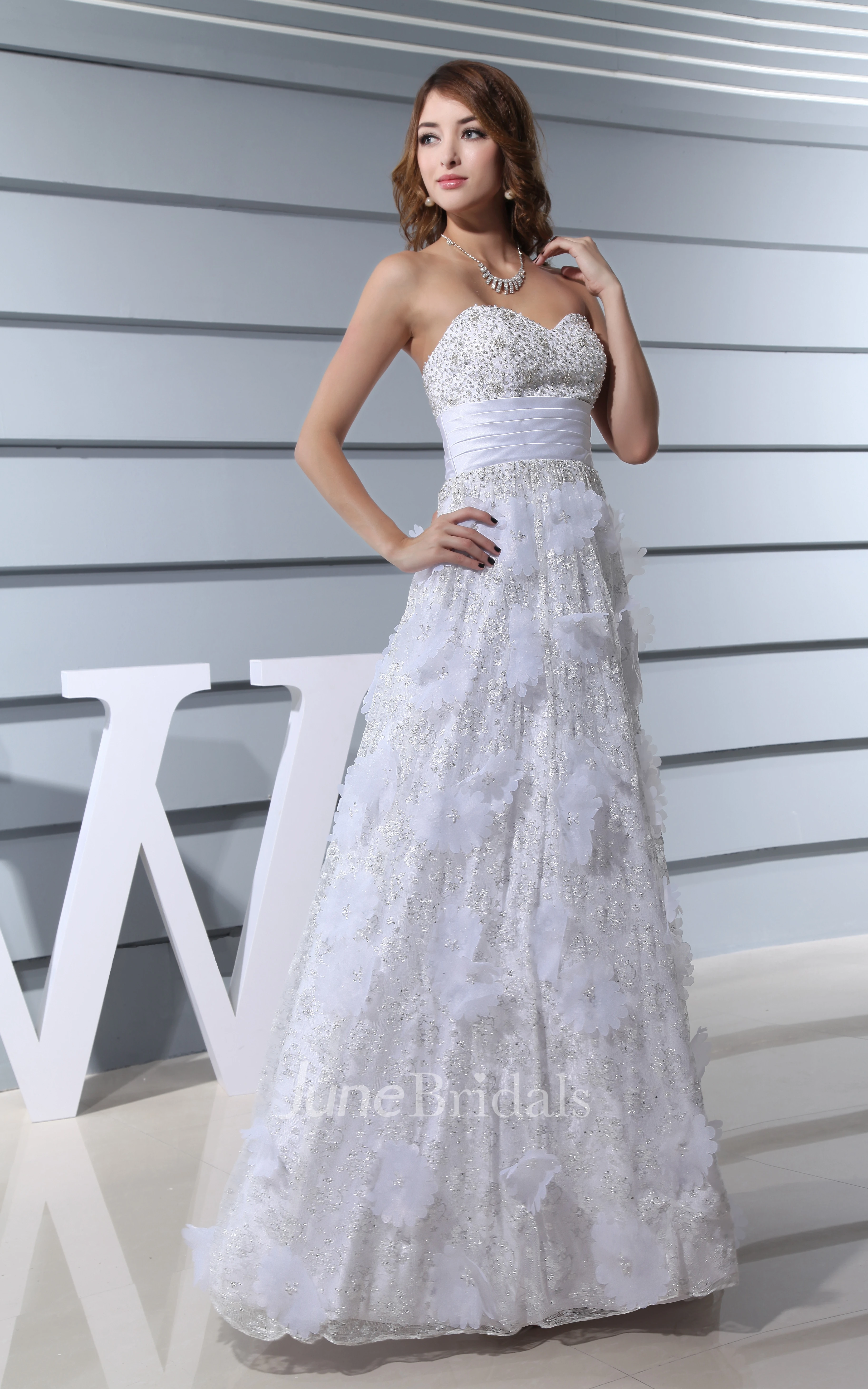 Chic Sweetheart A-Line Dress With Beading and Flower