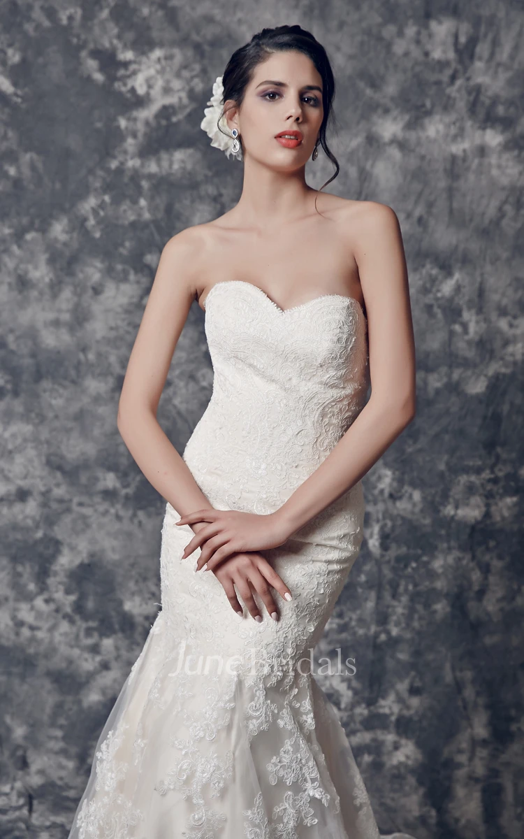 Inspired Sweetheart Mermaid Lace Dress With Scalloped-Edge Back