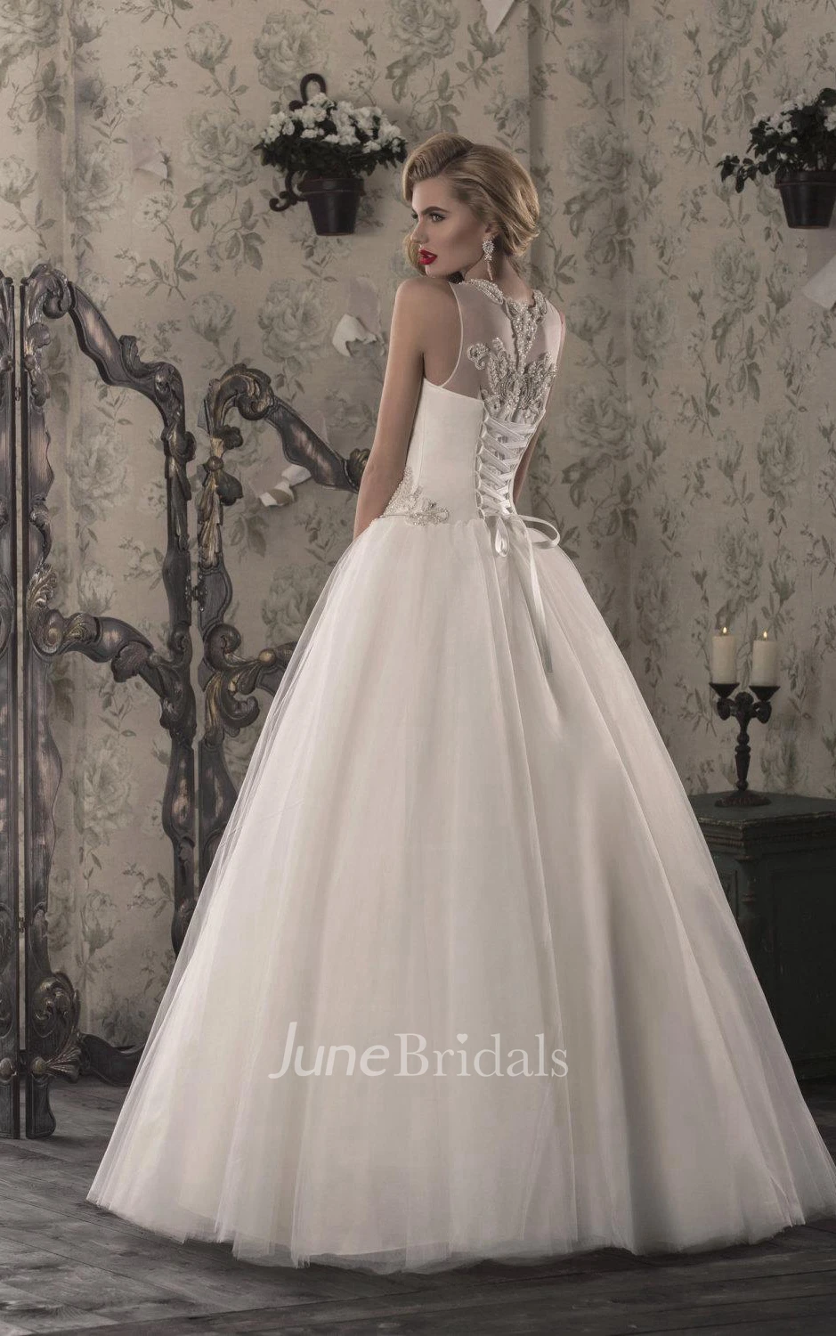 A-Line Tulle Lace Weddig Dress With Illusion