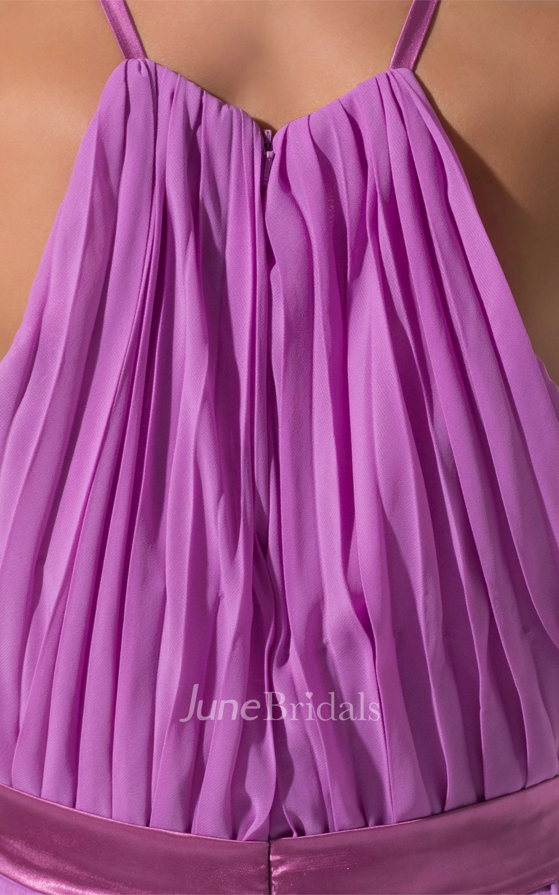Sleeveless A-Line Maxi Dress with Overall Ruched Design