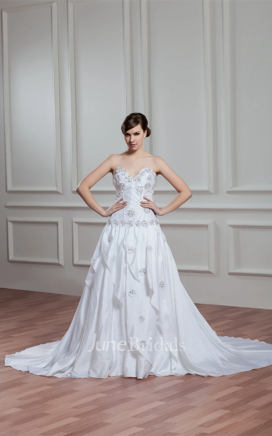 Sweetheart A-Line Pleated Dress with Flower and Stress