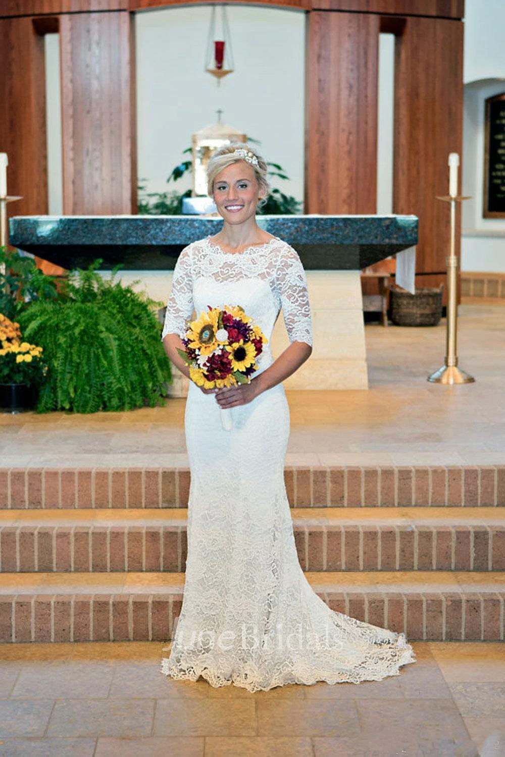 Elegant Illusion Lace Mermaid Wedding Dress Half Sleeve Sweep Train