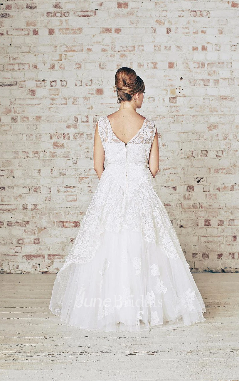 Jewel Neck Sleeveless Low-V Back Long Lace Wedding Dress