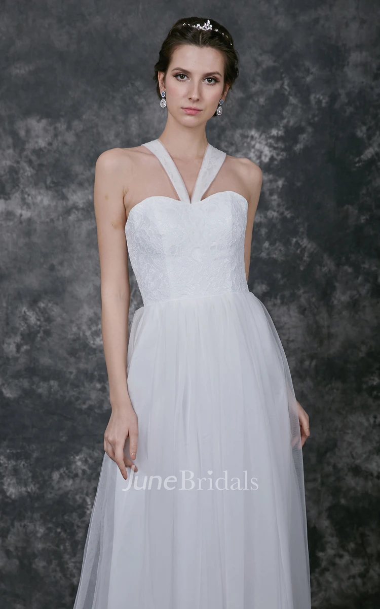 Sweetheart V Halter Neck Pleated Long Tulle Gown With Lace Bodice