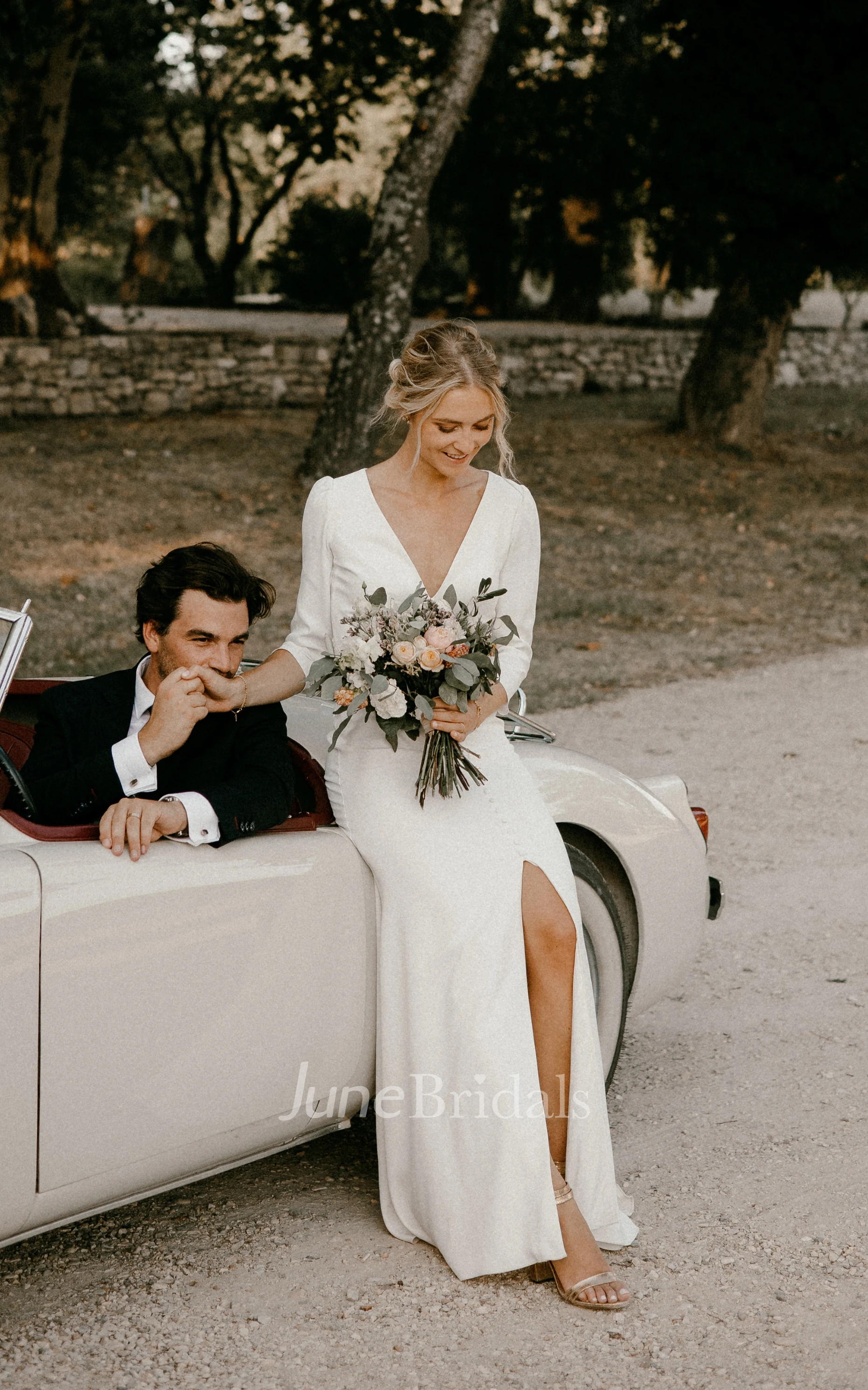 Vintage 3/4 Sleeves Sheath Wedding Dress Simple V-Neck Slit Bridal Gown