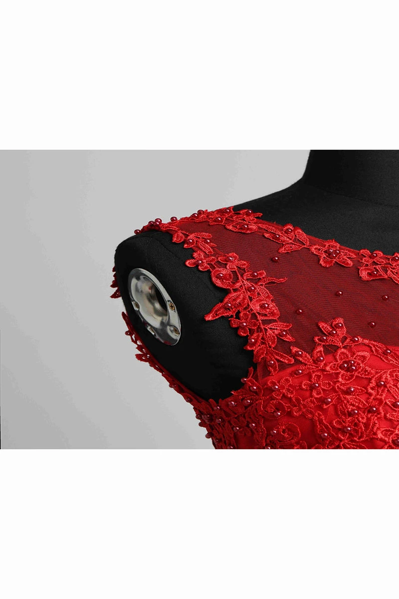 A-Line Scoop Tulle Modest Adorable Knee-length Sleeveless Zipper Illusion Dress with Appliques Sequins