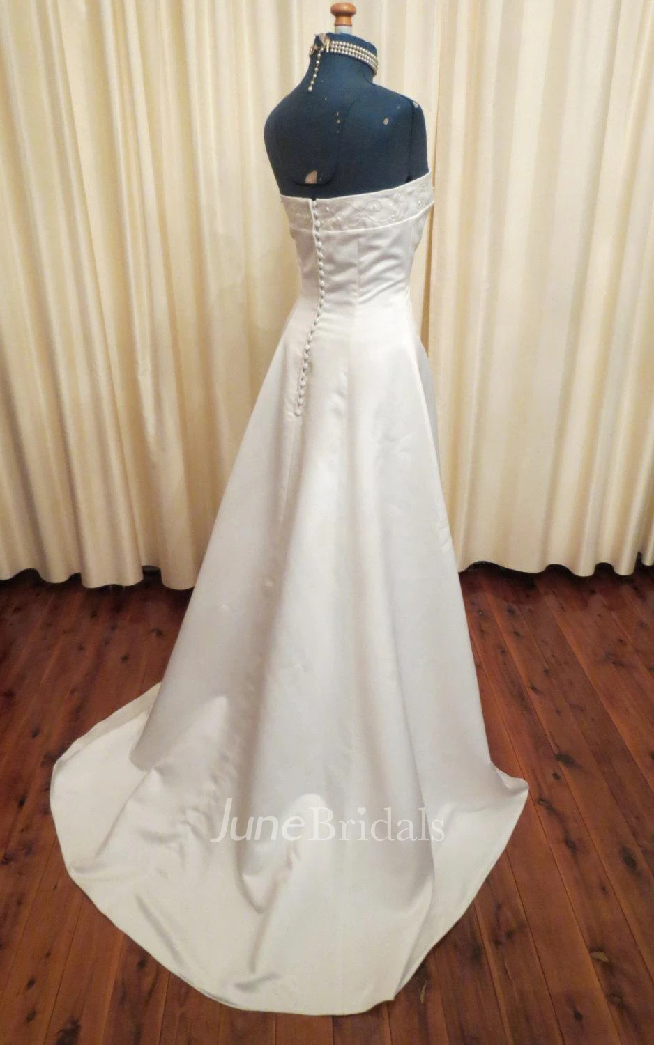 Strapless Button Back A-Line Floor-Length Satin Wedding Dress