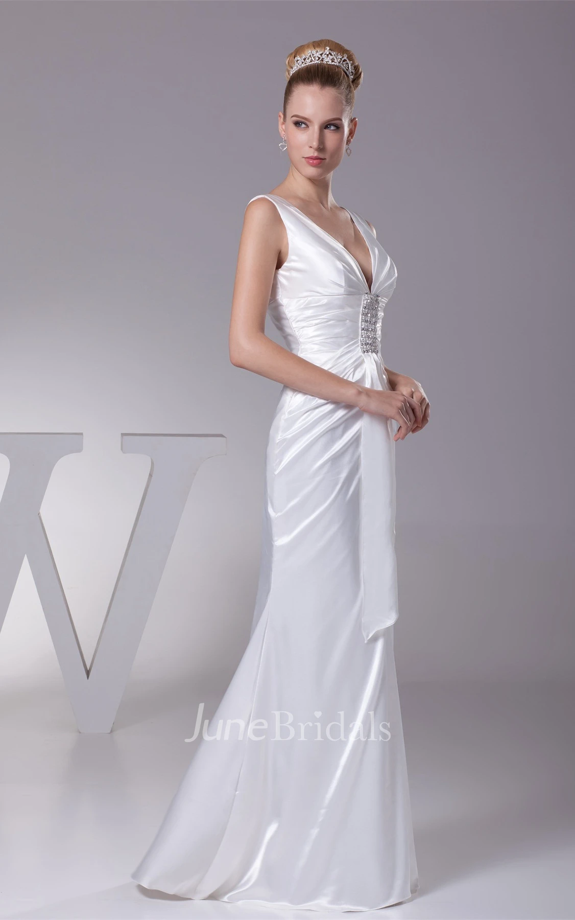 Plunged Central-Ruched Sheath Dress with Ribbon and Corset Back