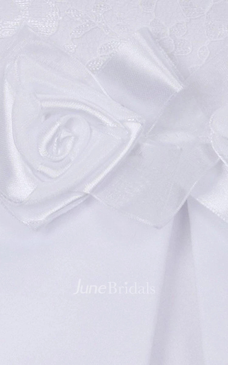 Short-sleeved A-line Dress With Lace Bodice and Flower