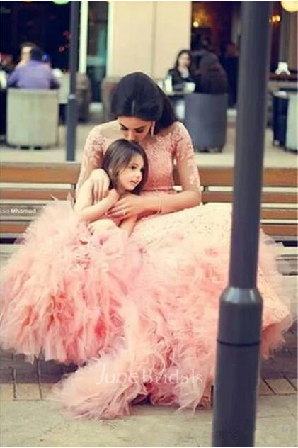 Long Sleeve Pink Lace Mermaid Wedding Dress With Ruffles Mother and Daughter Dress