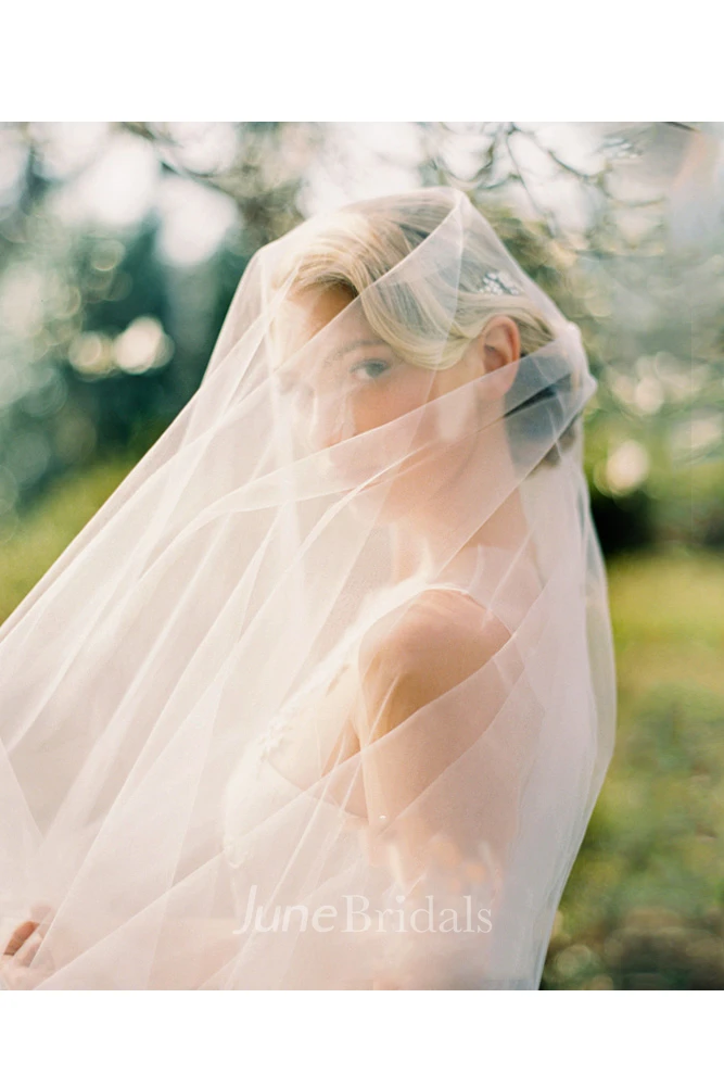Ethereal Simple Style Chapel Wedding Veil