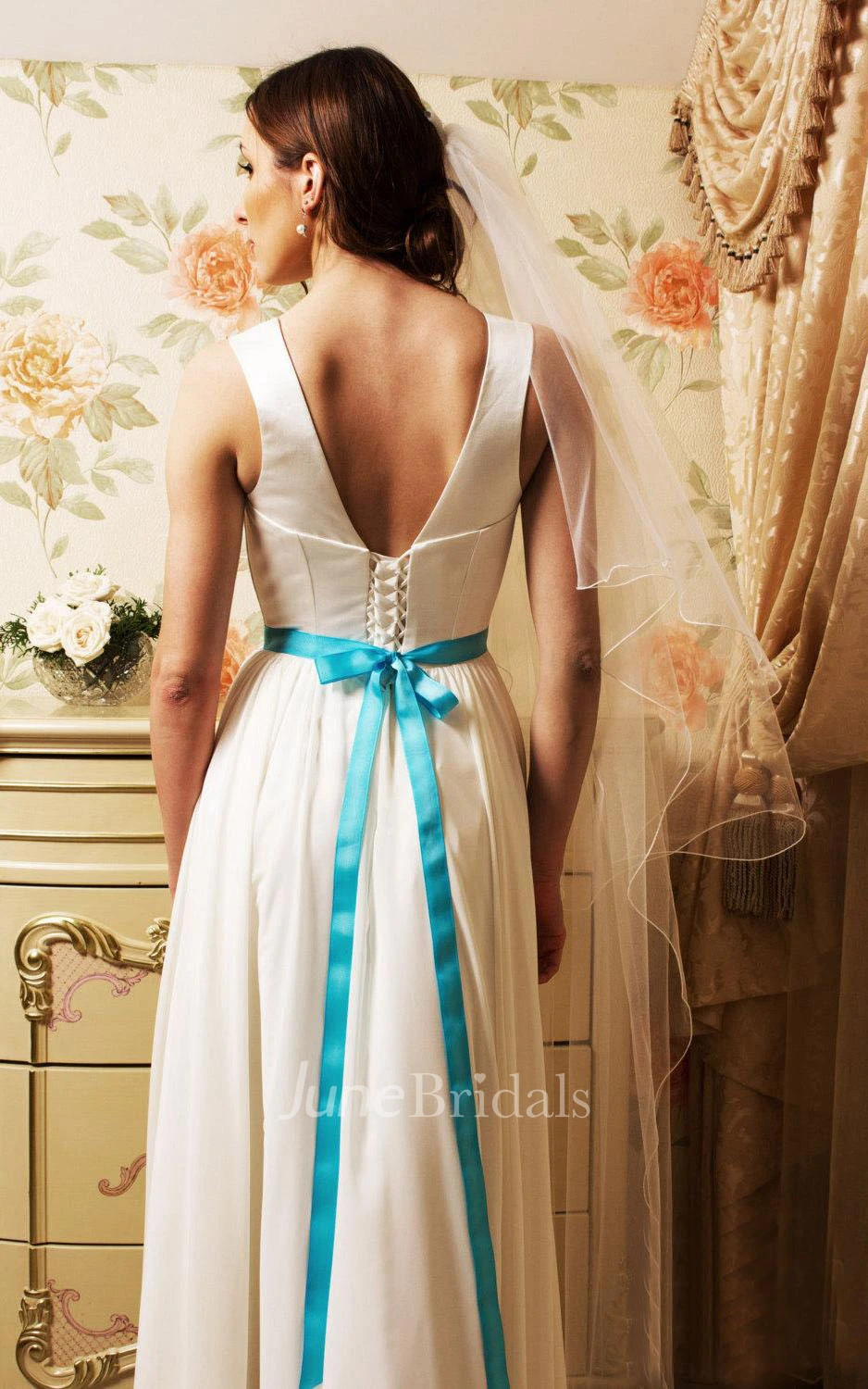 Satin Sheath Floor-Length Dress With Pleats And Bow