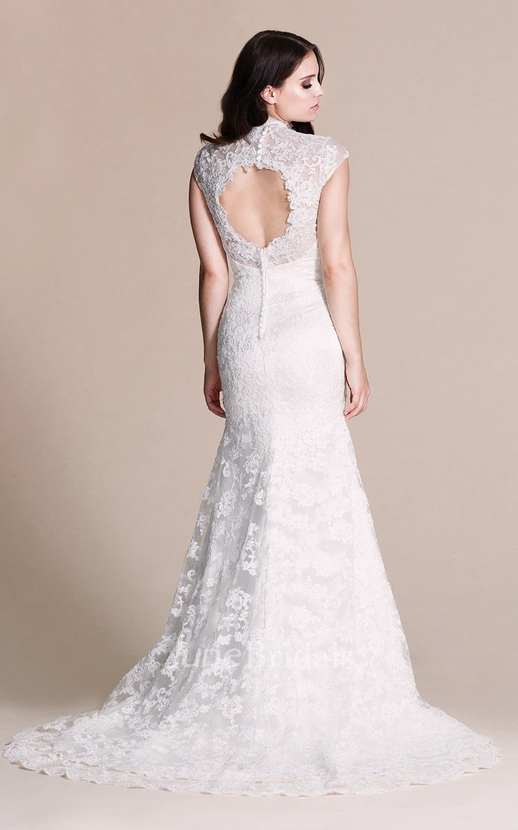 Cap-sleeved Mermaid Lace Dress With Keyhole Back