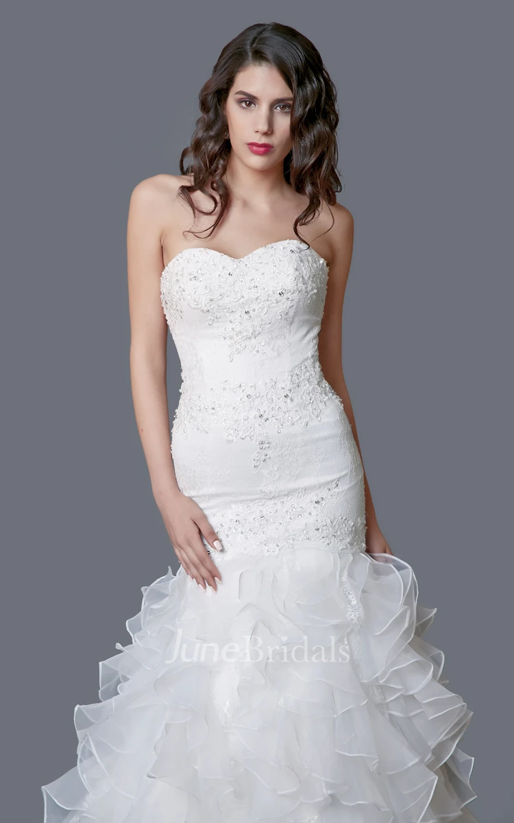 Elegant Strapless Mermaid Dress With Lace Details