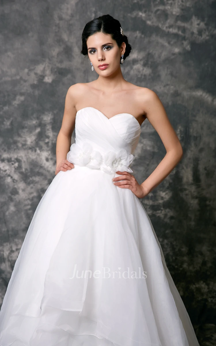 Sweetheart Organza Layered Wedding Gown With Flowers
