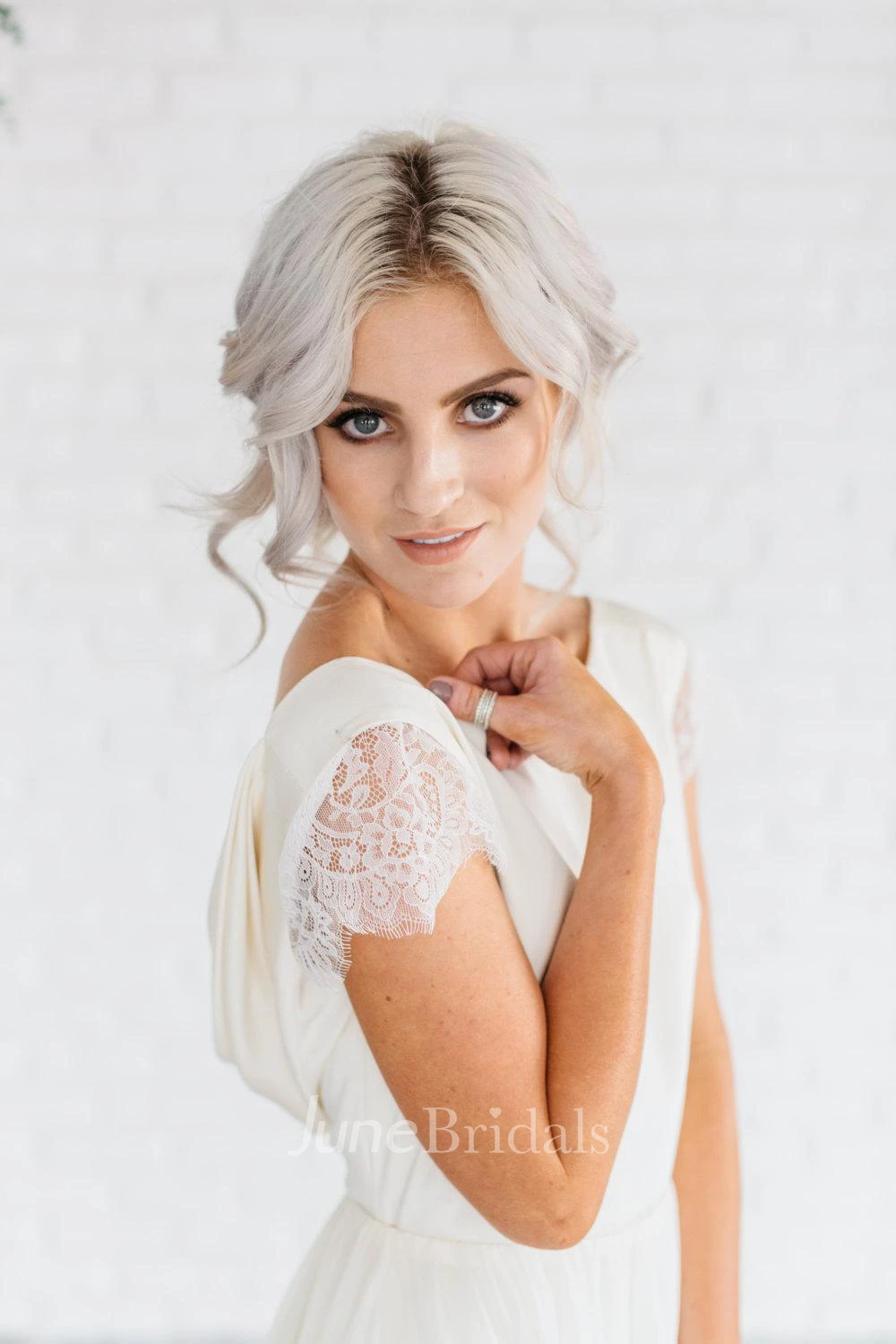 Bateau Neck Lace Cap Sleeve Sheath Dress With Cowl Back