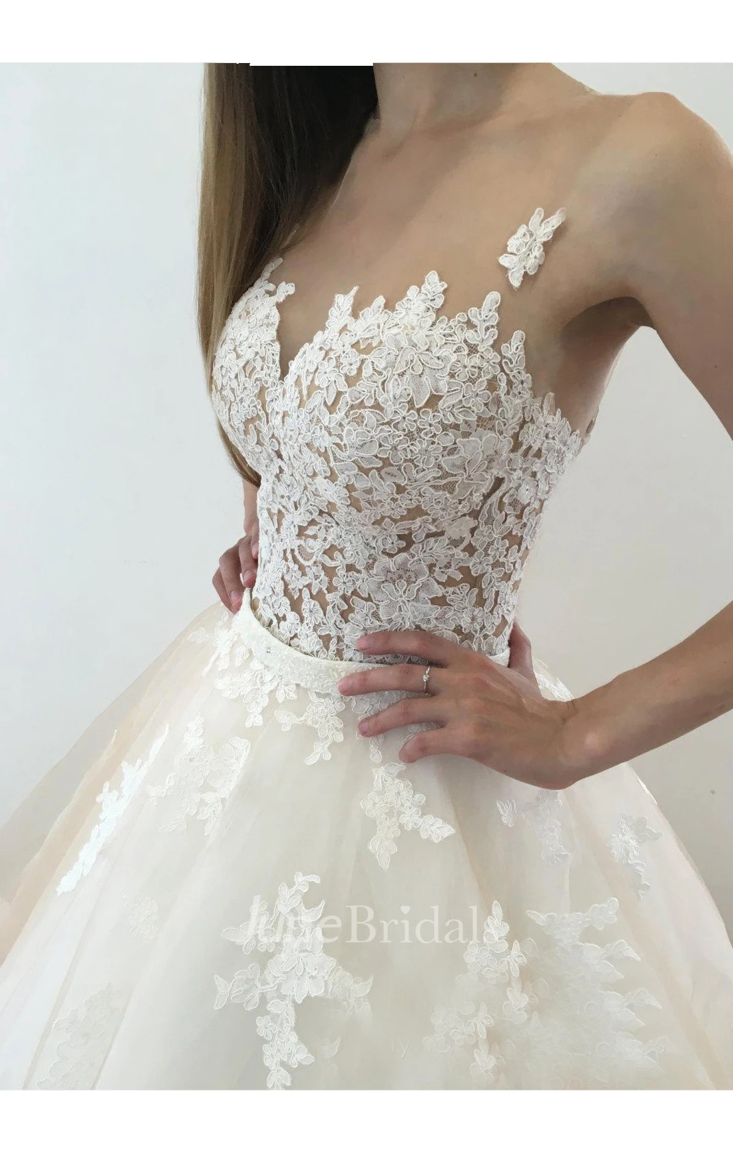 Tulle Lace Weddig Dress With Button Lace-Up Back