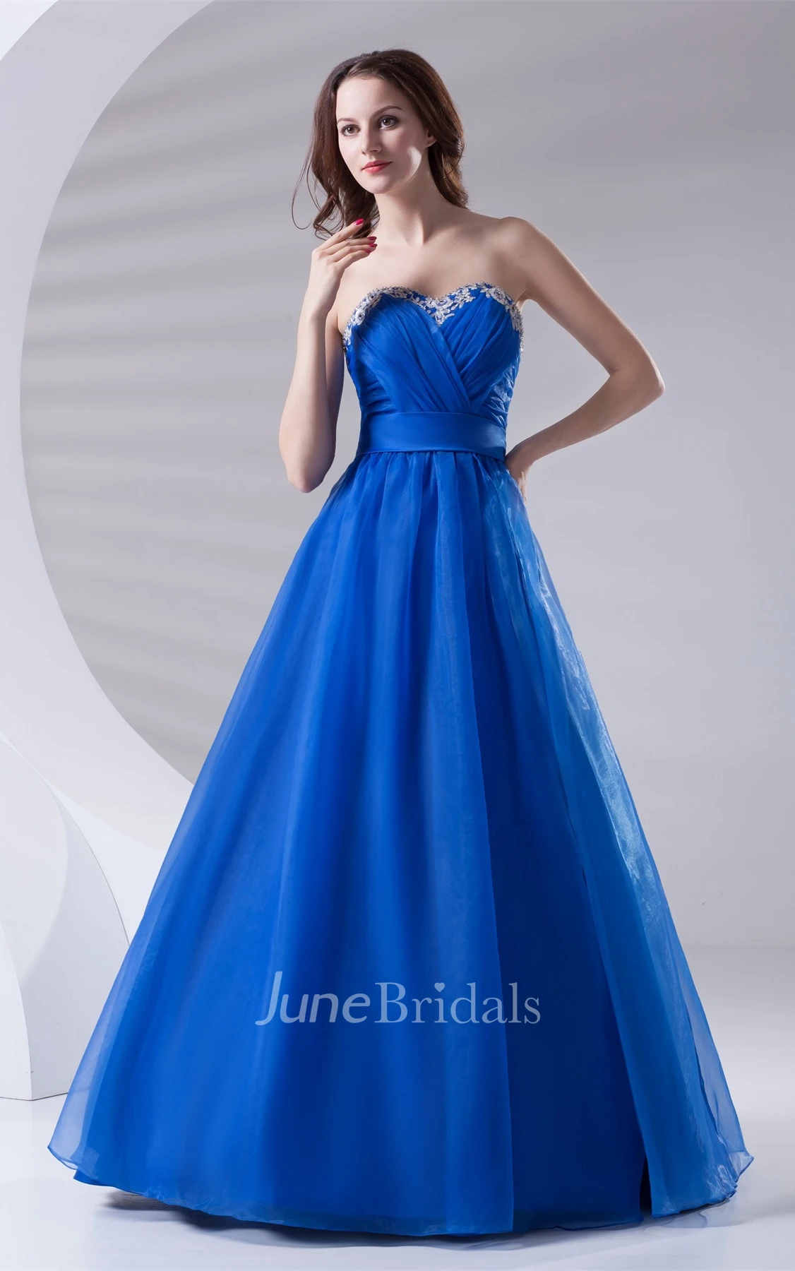 Sweetheart Criss-Cross A-Line Gown with Appliques