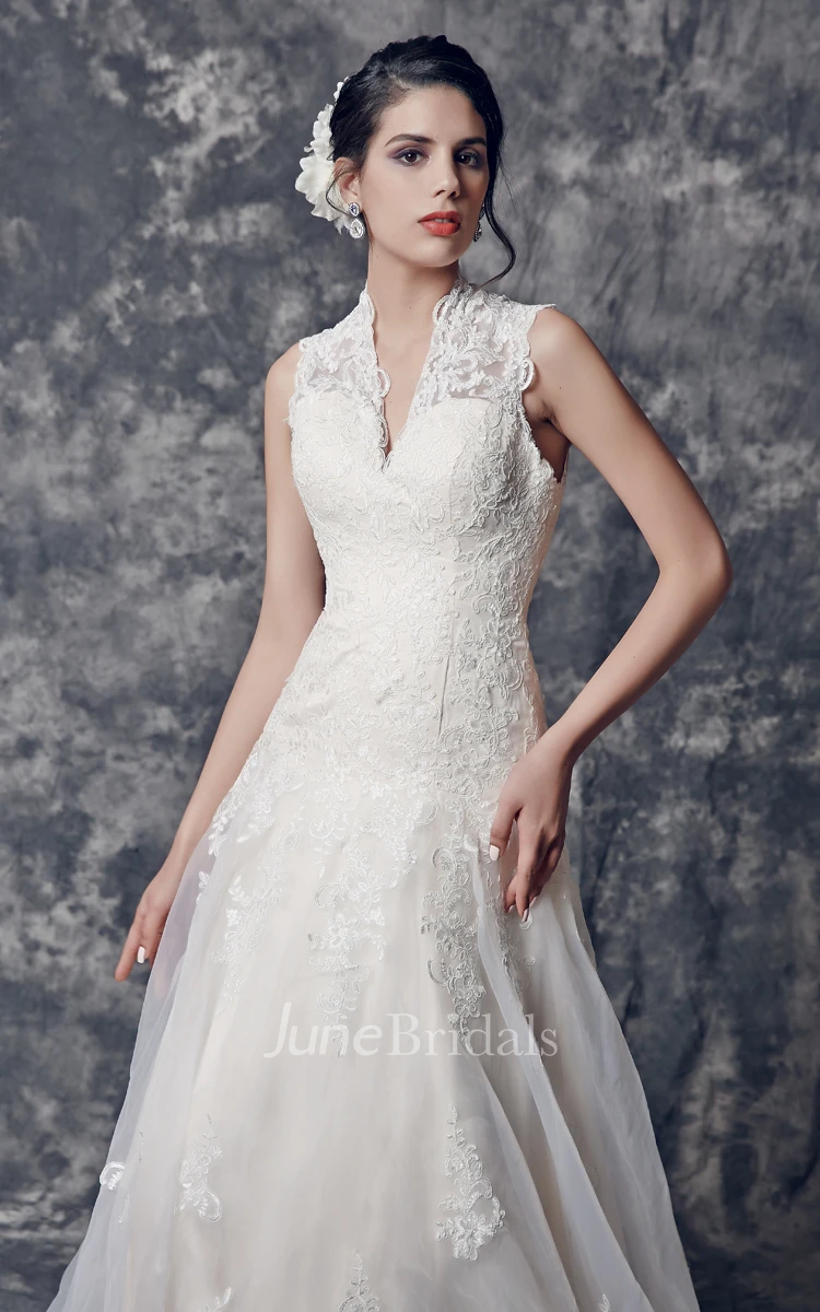 Glamorous Cap Sleeve A-line Long Lace Wedding Dress With Keyhole
