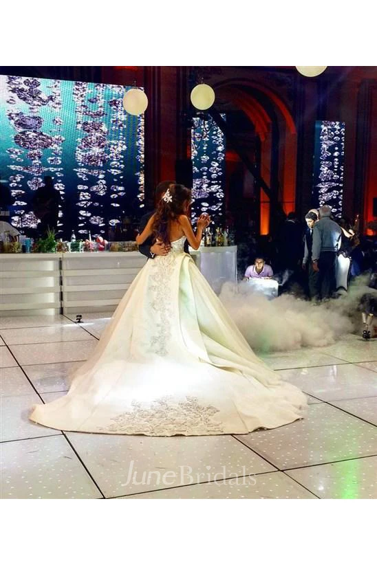 Newest Ball Gown Appliques Wedding Dress Court Train