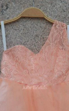 Knee-length One-shoulder Tulle&Lace Dress With Flower