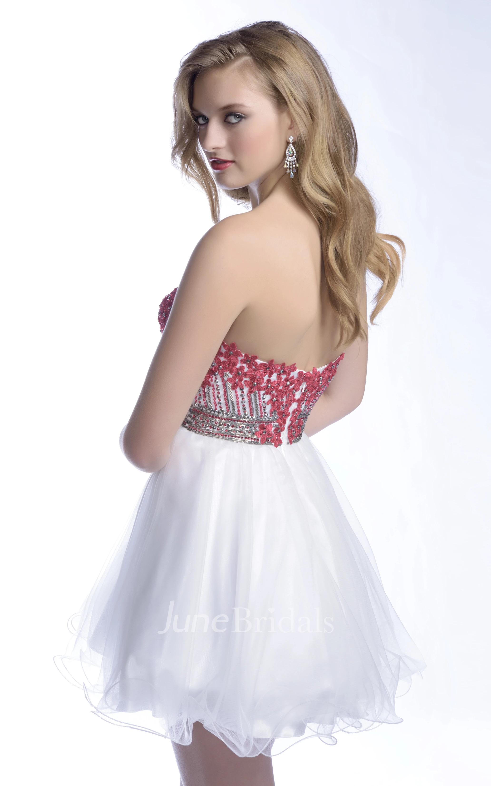 A-Line Sweetheart Tulle Mini Prom Dress With Floral Sequins And Beaded Bodice