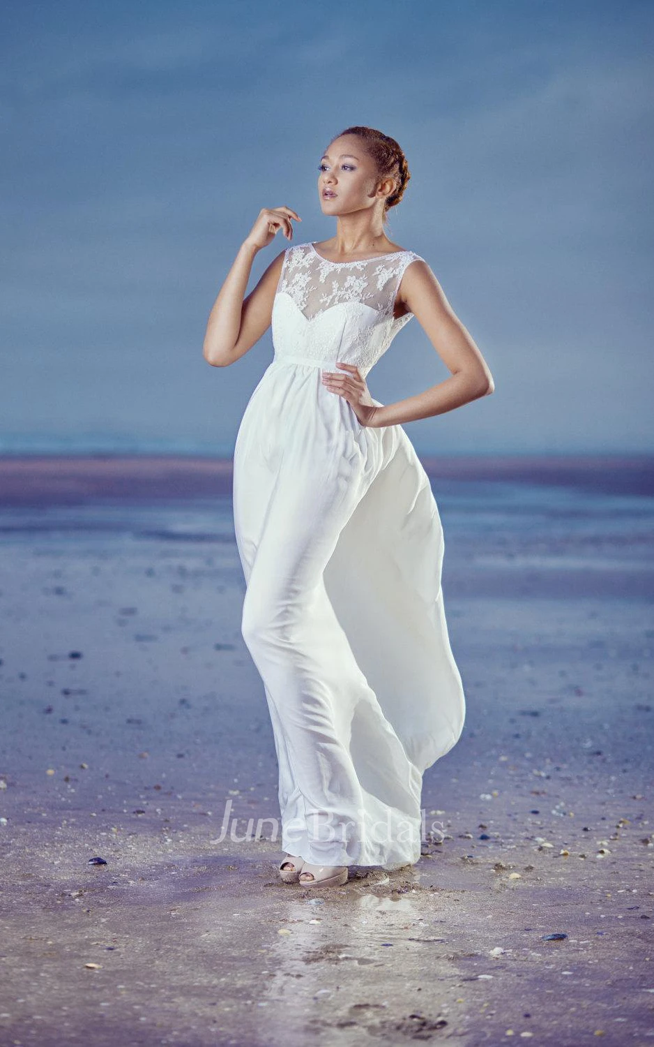 Wedding Size Empire And Halter Dress