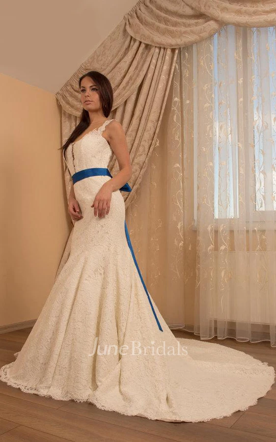 Mermaid Tulle Lace Satin Weddig Dress With Button