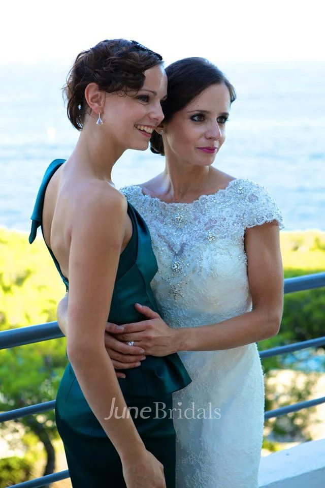 Delicate Tulle Lace Mermaid Wedding Dress Beadings Sweep Train