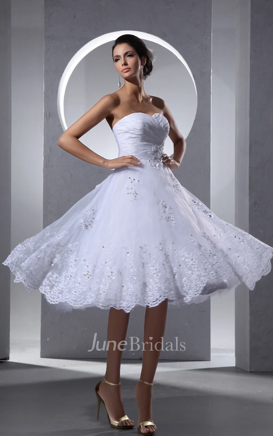 A-Line Crisscross Front Gathering Dress With Lace Appliques