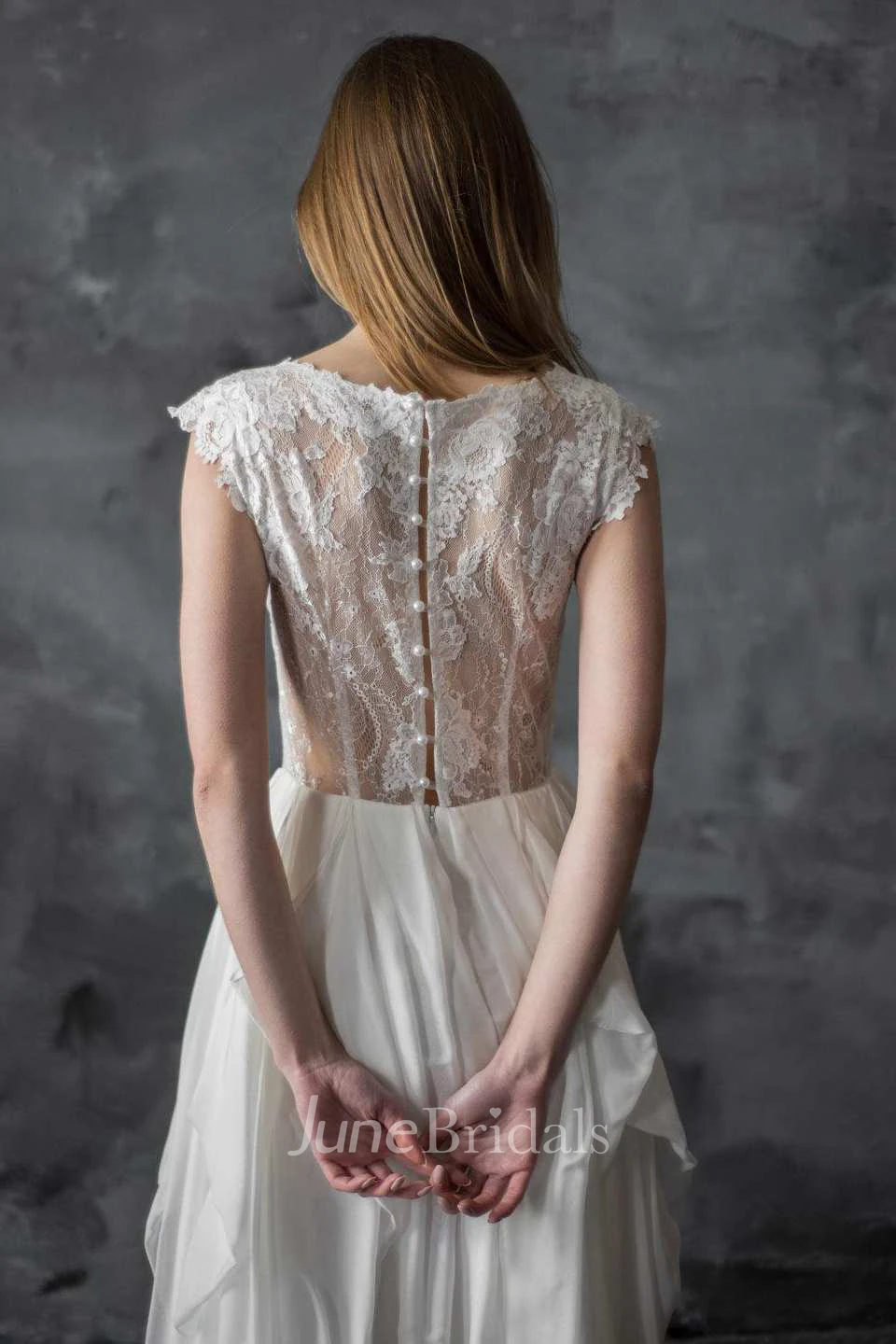 Scoop-Neck Cap-Sleeve A-Line Draped Chiffon Lace Appliqued Dress