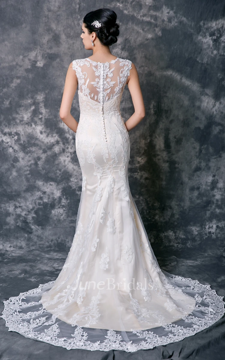 Feminine Lace Overlay Sheath Wedding Dress
