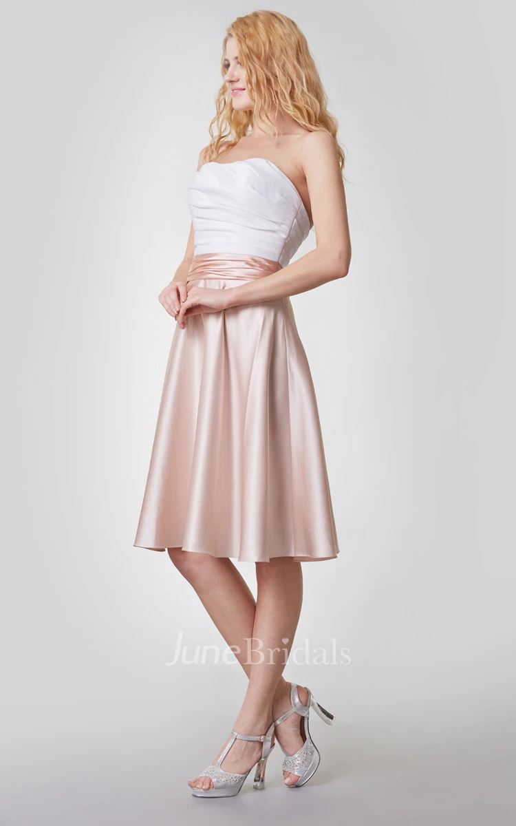 Noble Sleeveless Short Satin Dress With Ruching
