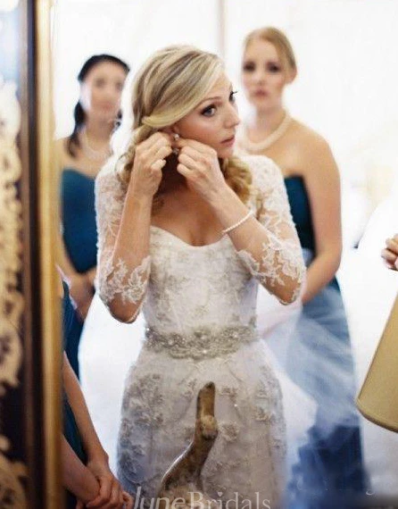 Spring Long Sleeves Keyhole Back Lace Wedding Dress with Detachable Skirt