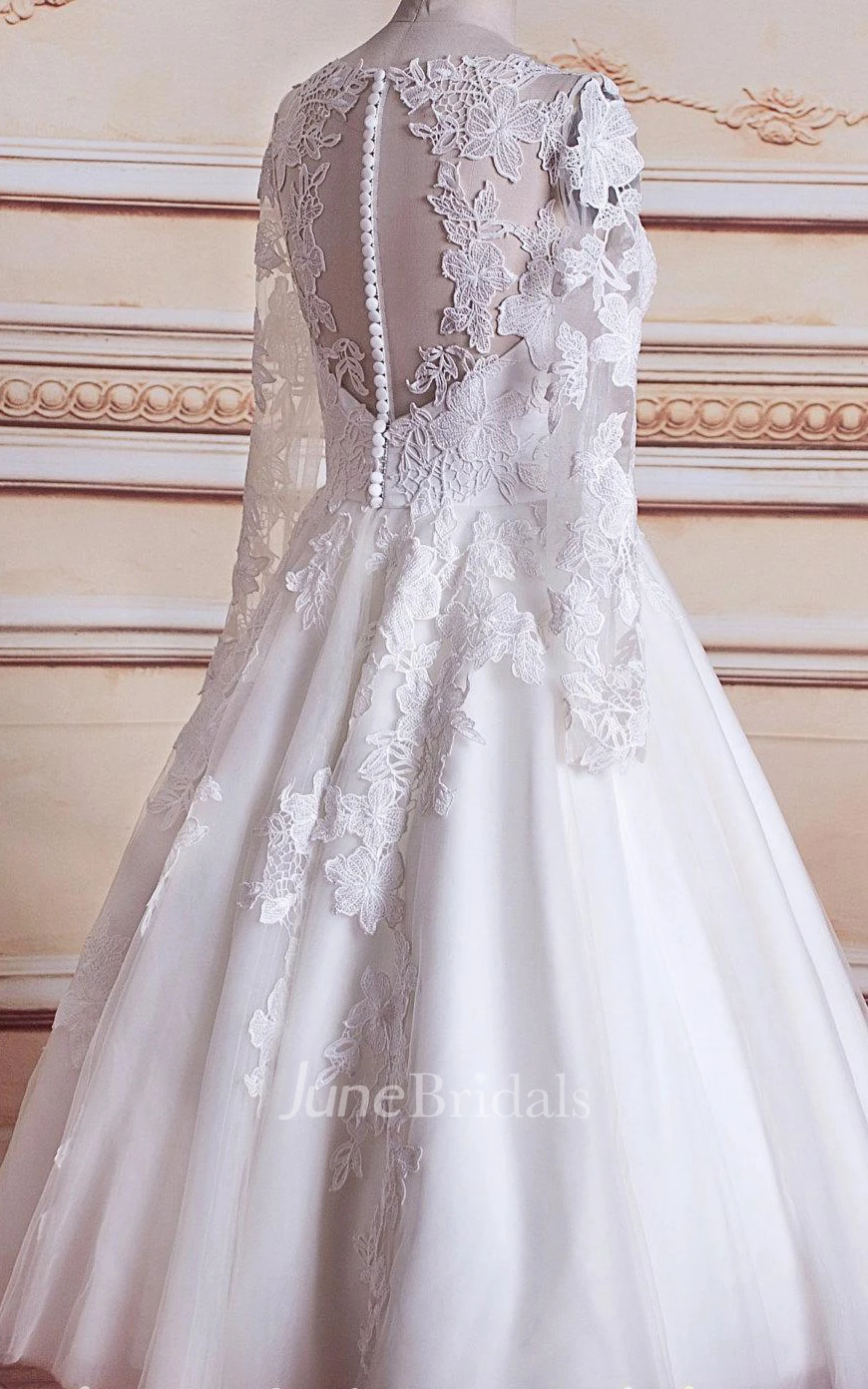 Tea-lengnth Long Sleeve Lace Dress With Button Zipper