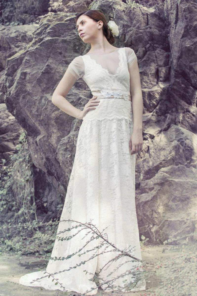 Boho Illusion V-Neck Lace Floor-Length Wedding Dress With Sweep Train