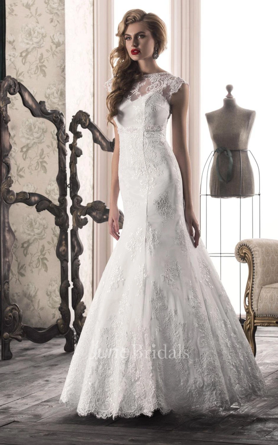 Mermaid Lace Weddig Dress With Corset Back