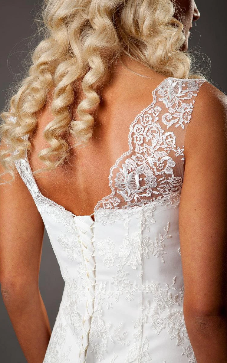 Full Lace Sheath Sleeveless Short Lace Wedding Dress With Lace-Up