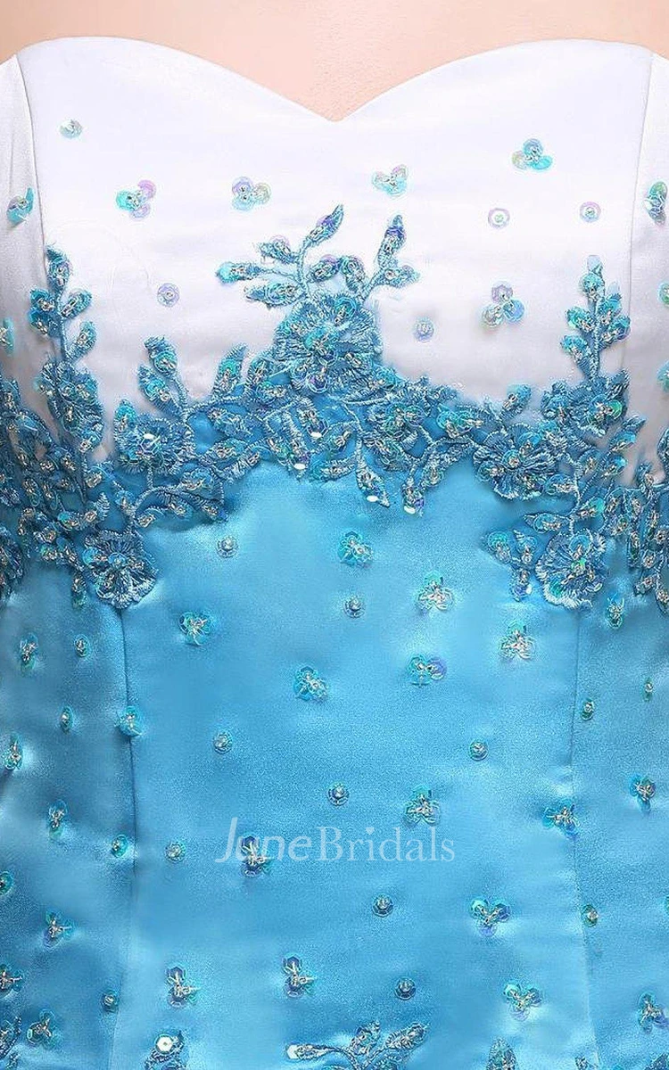 Sweetheart Tulle Ball Gown With Appliques and Beadings