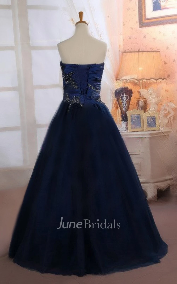 Strapless Floor-length Tulle Ball Gown With Appliques