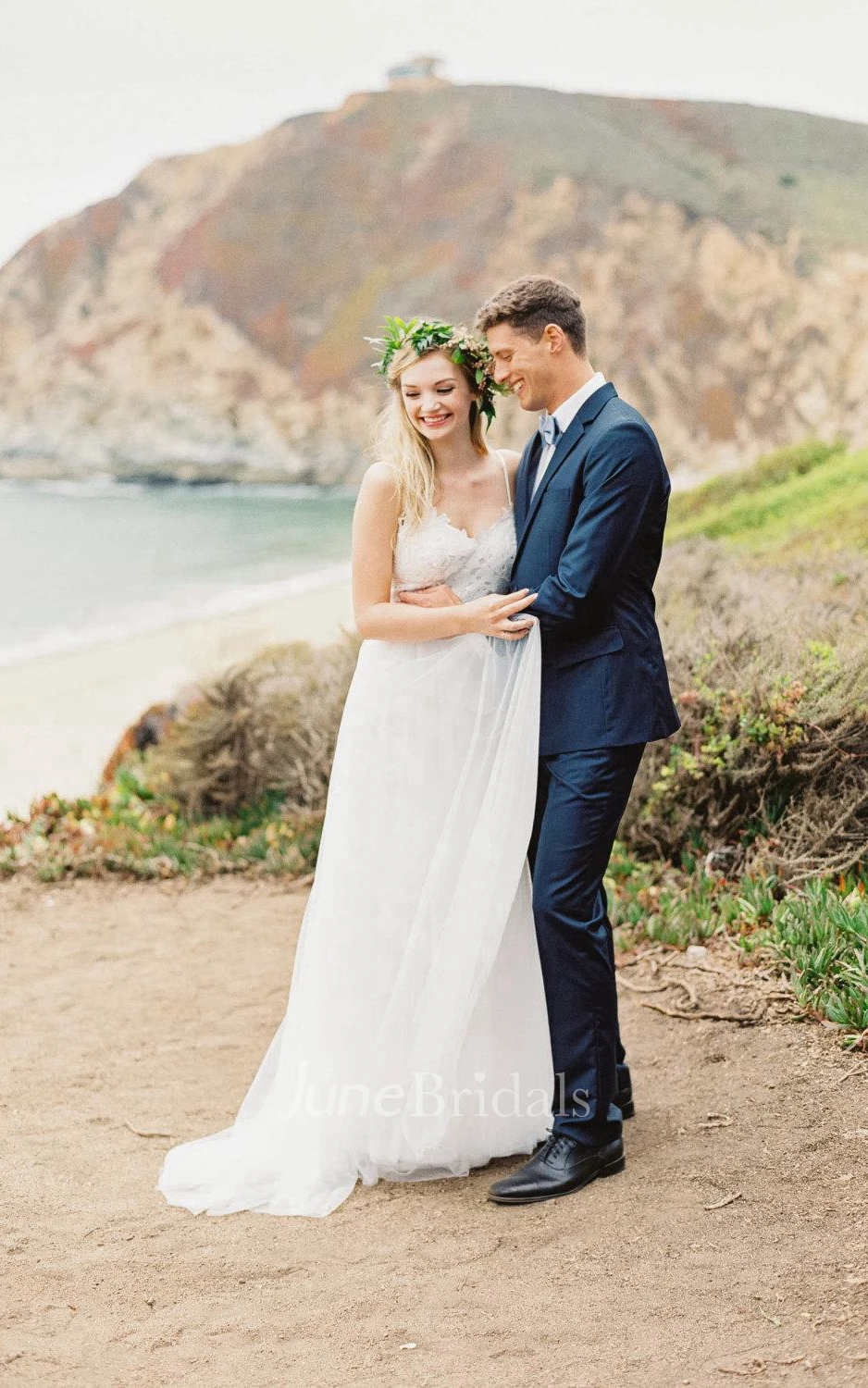 Boho Flowy Soft Transparent Tulle Wedding Dress With Lace Bodice