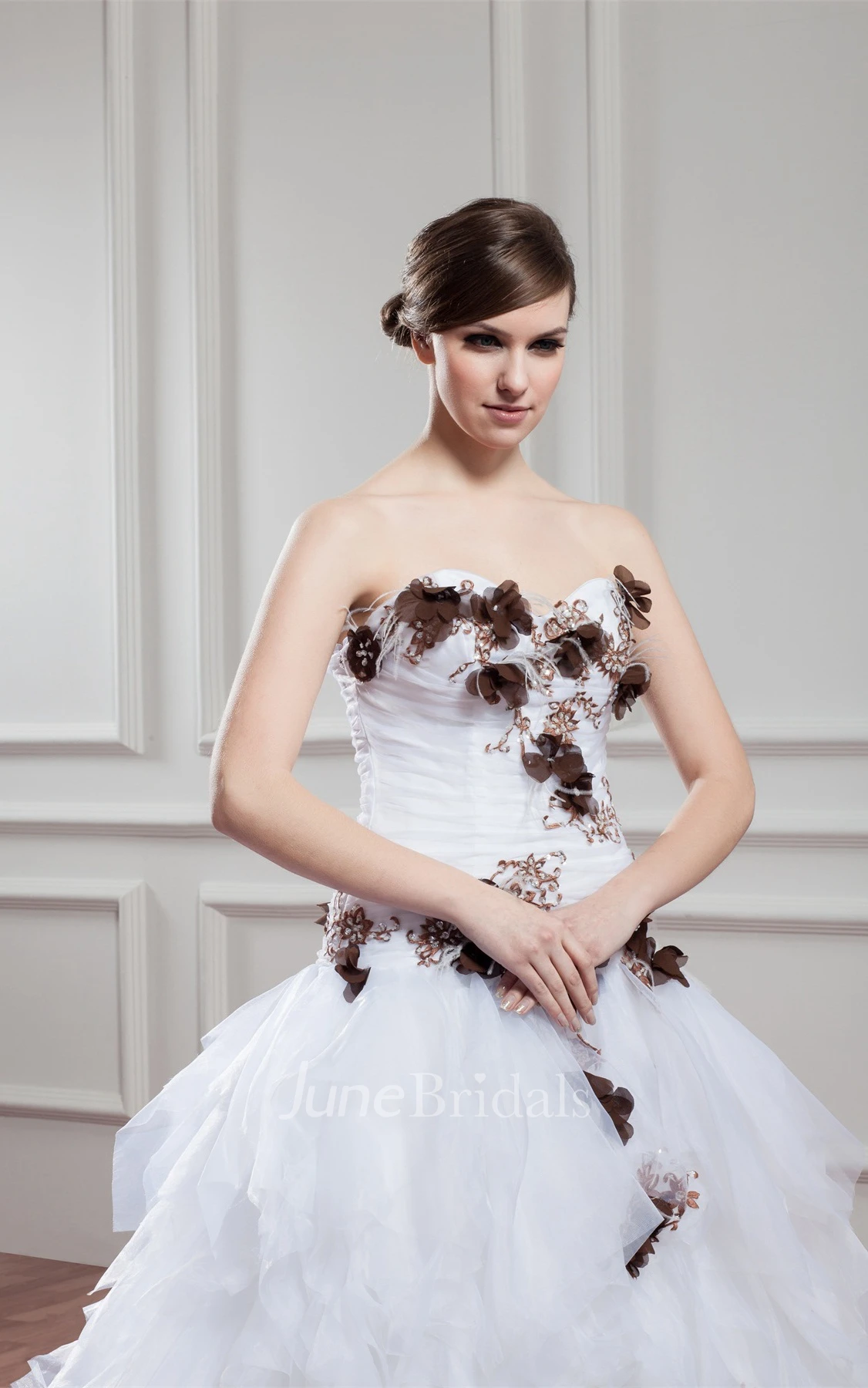 Sweetheart Criss-Cross Tiered A-Line Dress with Flower and Appliques