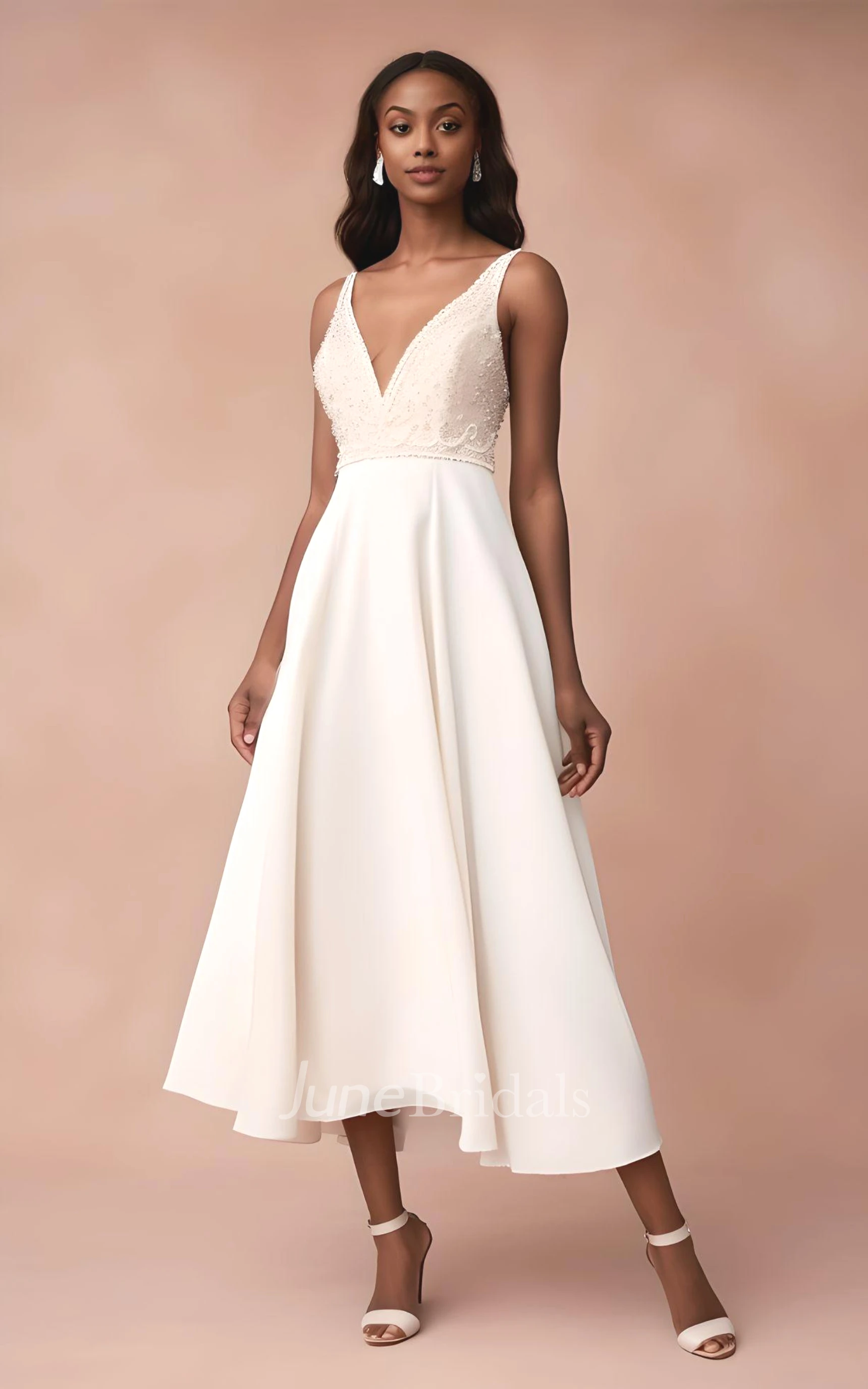 A Line Sleeveless Chiffon Wedding Dress 2023 V neck Beach Country