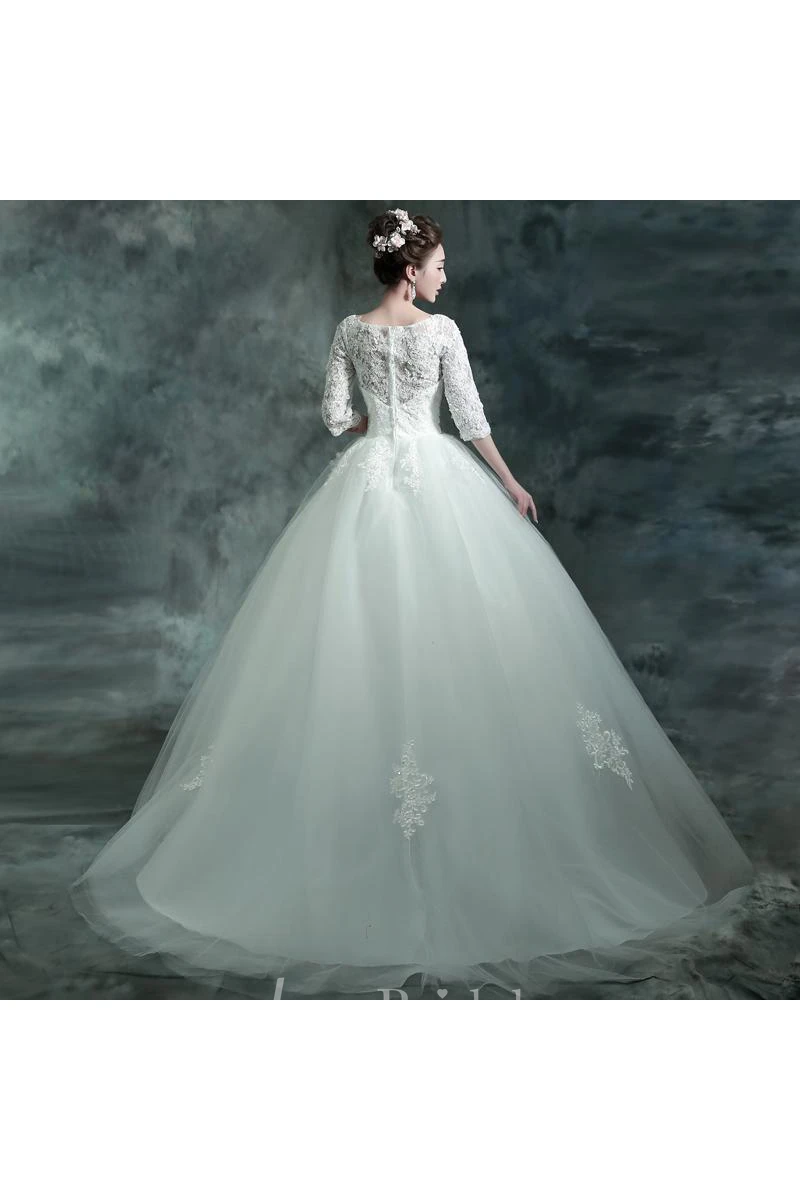 Modern Lace Appliques 3 4-Long Sleeve Wedding Dress Sweep Train