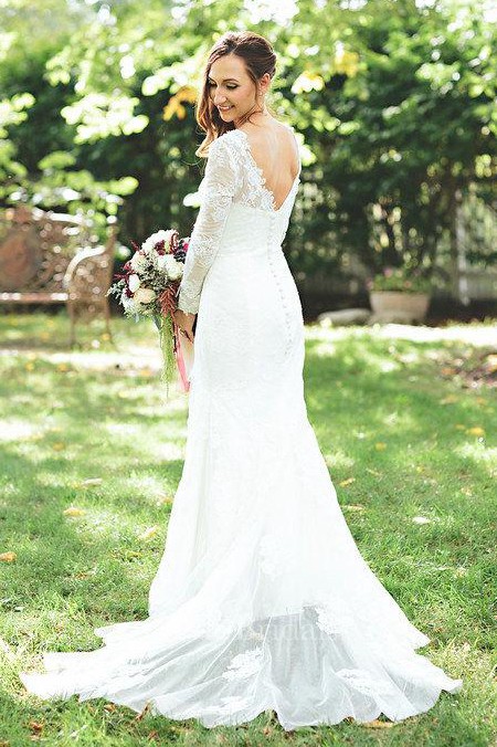 1950's Vintage Chantilly Lace White Wedding Gown hot with Original Veil 30in waist