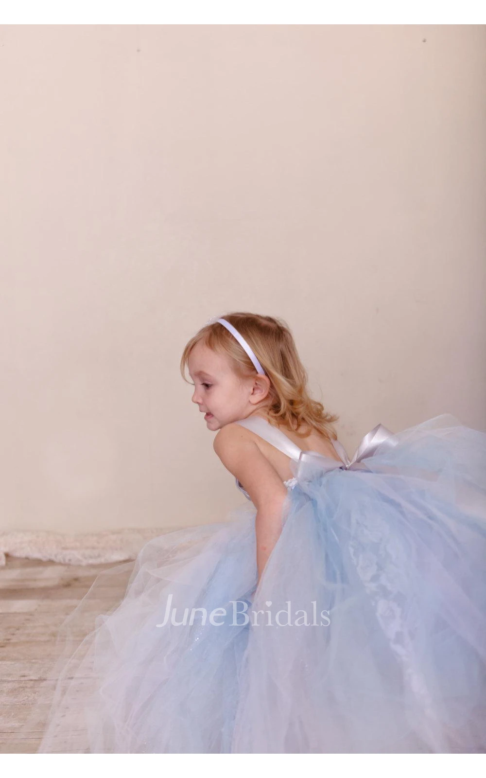 Sleeveless V-neck Satin Bodice Pleated Tulle Flower Girl Dress With Bow Sash