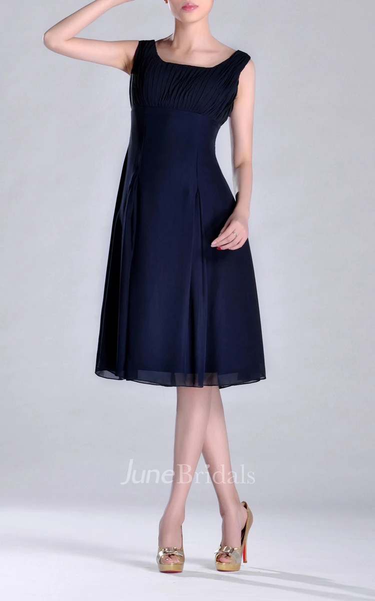 Scooped A-line Pleated Chiffon Knee-length Bridesmaid Dress