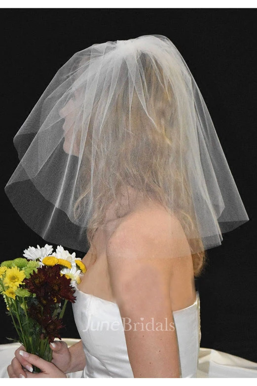 Double-Layer Short Bridal Veil With Hair Comb
